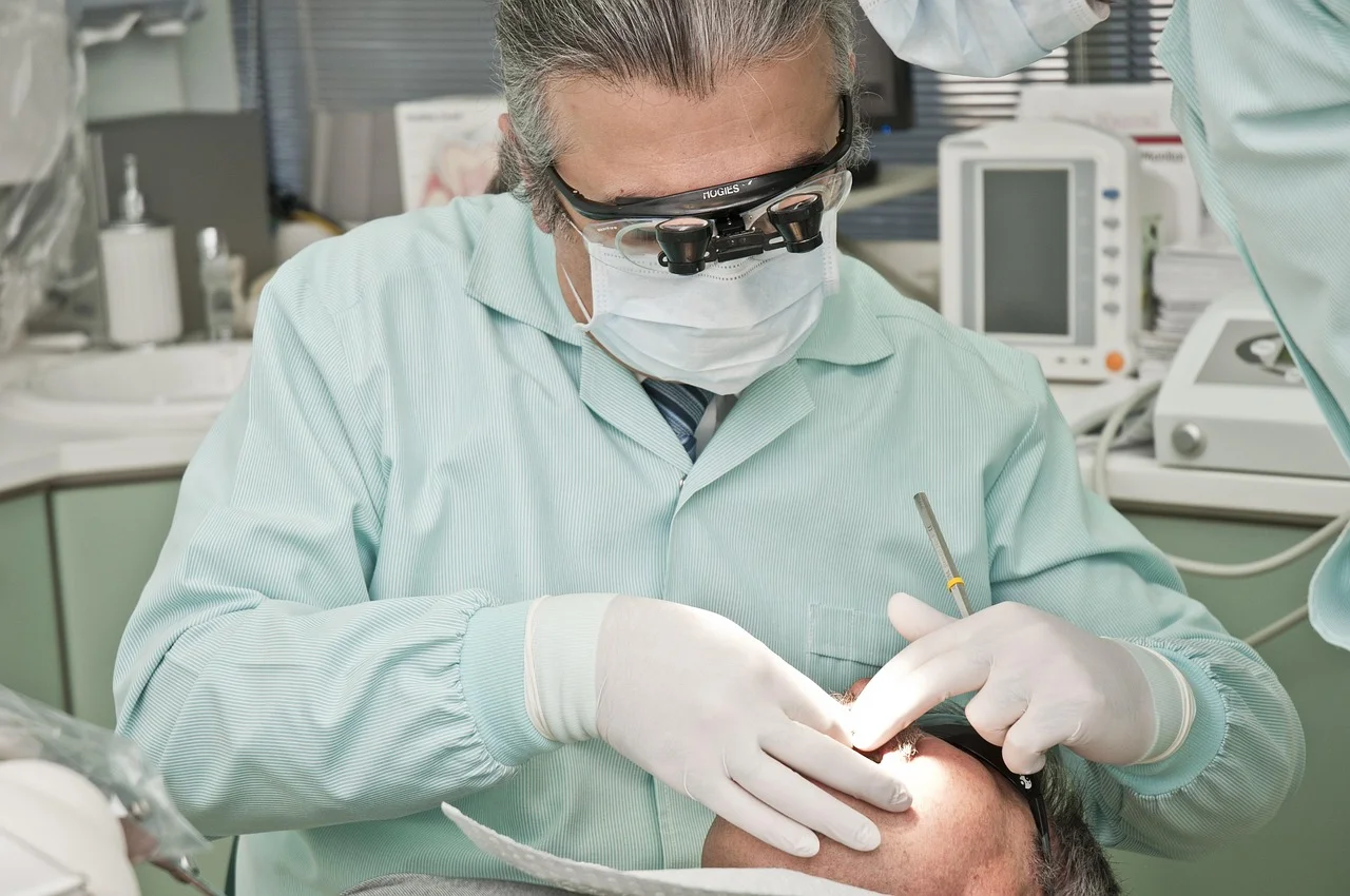 Dentysta w Lubinie: pogotowie, ekstrakcje i leczenie zębów na Dolnym Śląsku
